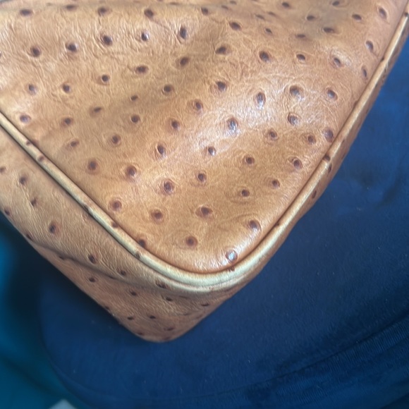 Dooney & Bourke ostrich skin purse - Picture 9 of 9